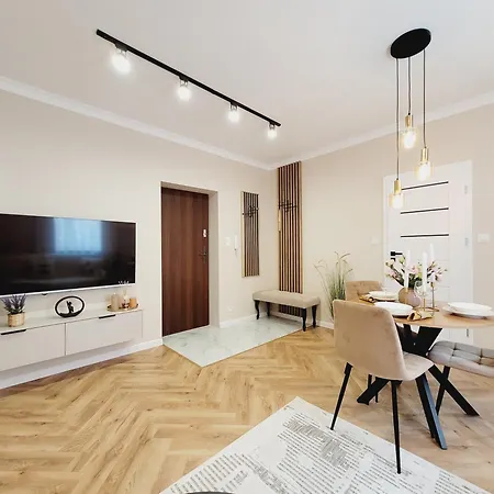 Diamond Apartment *
